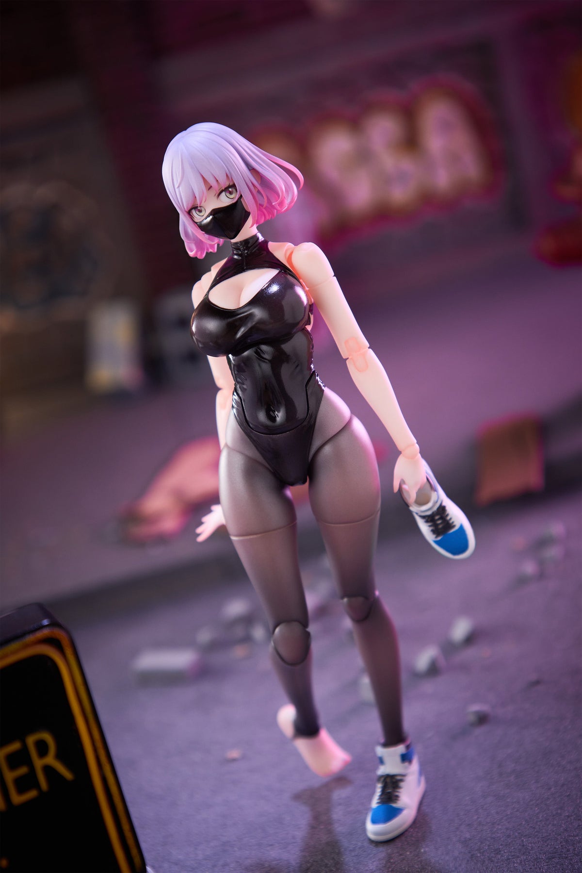Galactic Luna 1/12 Action Figure
