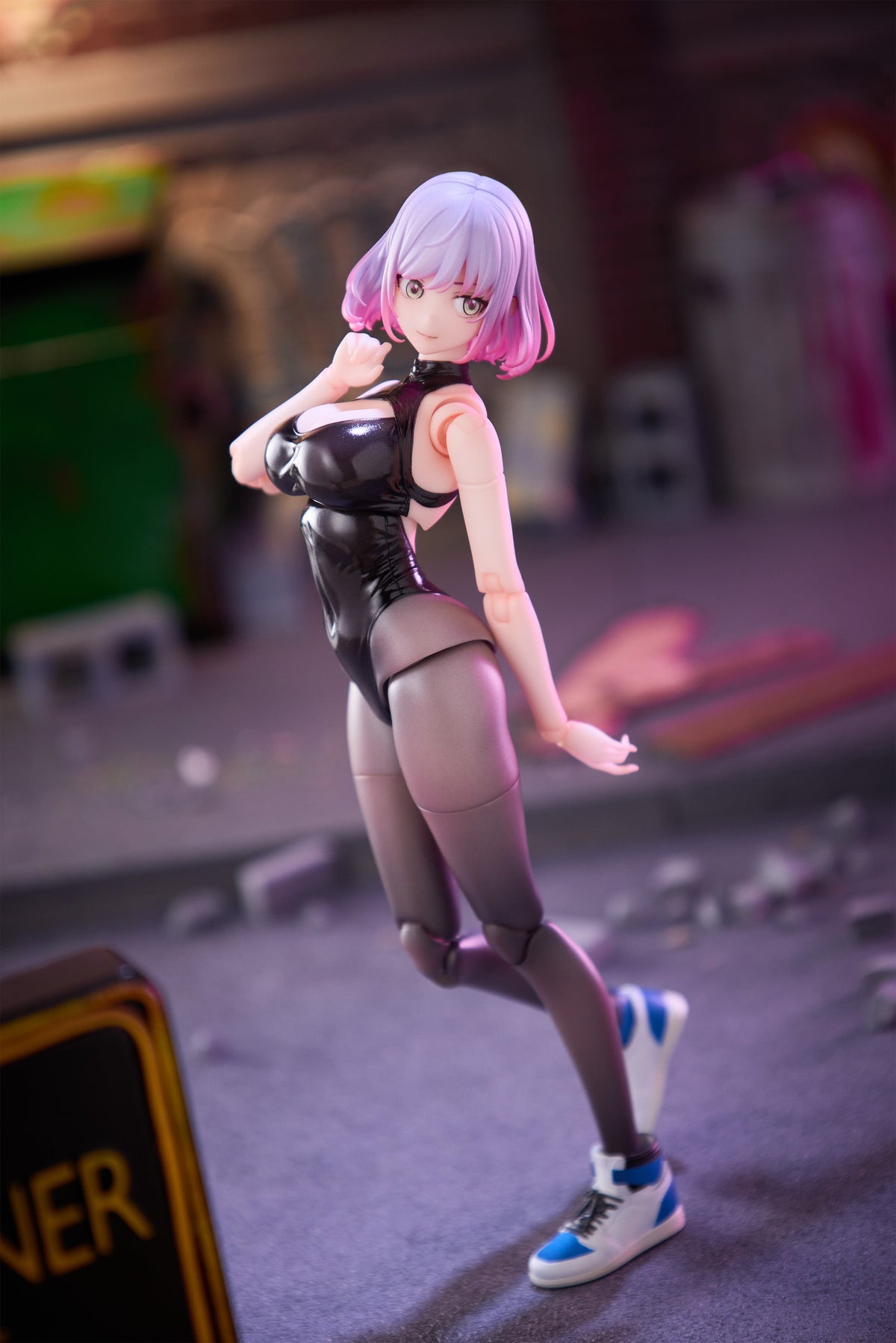 Galactic Luna 1/12 Action Figure