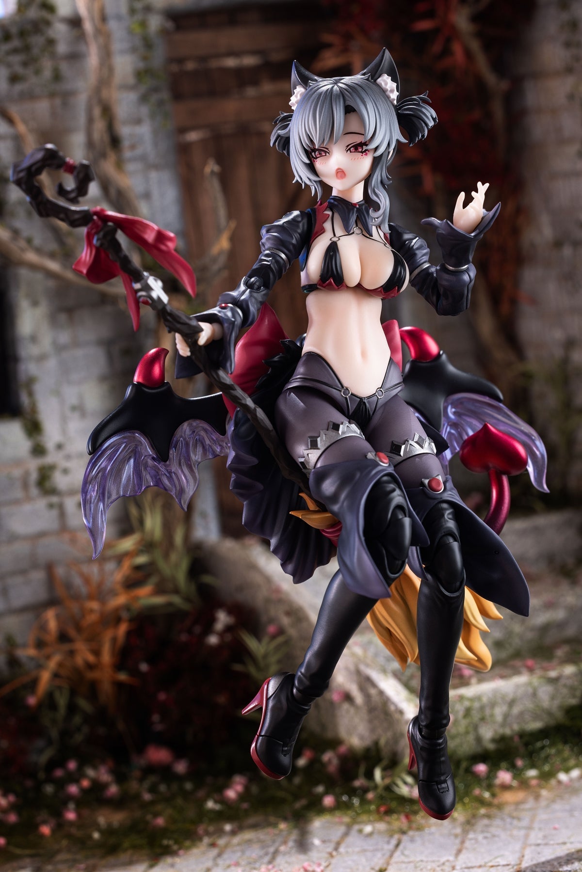 The Apprentice Witch Hoshikawa Neco (Black) 1/12 Action Figure