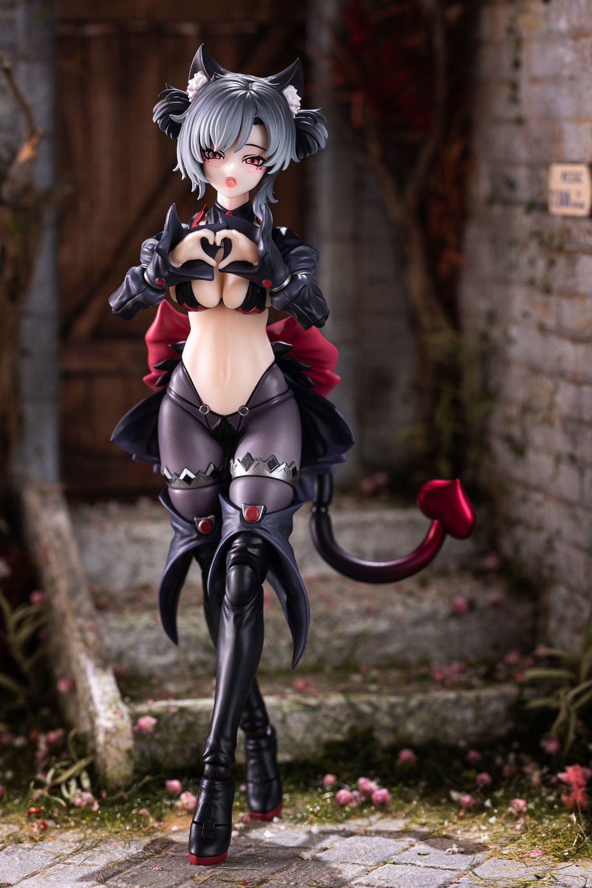 The Apprentice Witch Hoshikawa Neco (Black) 1/12 Action Figure