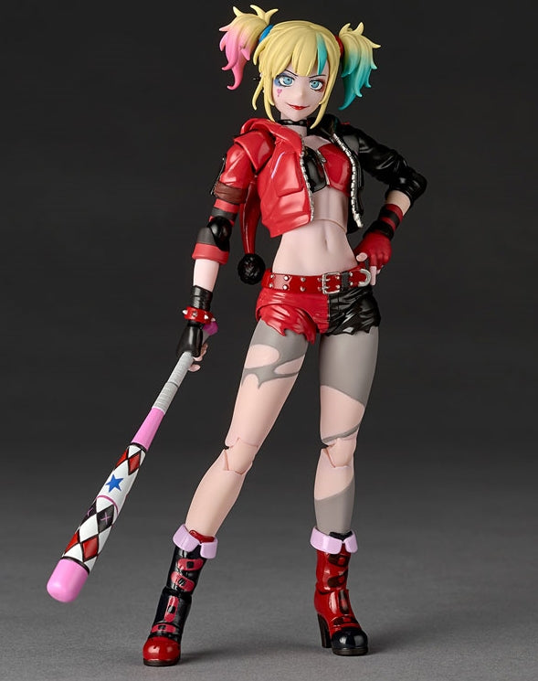 Revoltech Amazing Yamaguchi Harley Quinn Suicide Squad Isekai Ver.