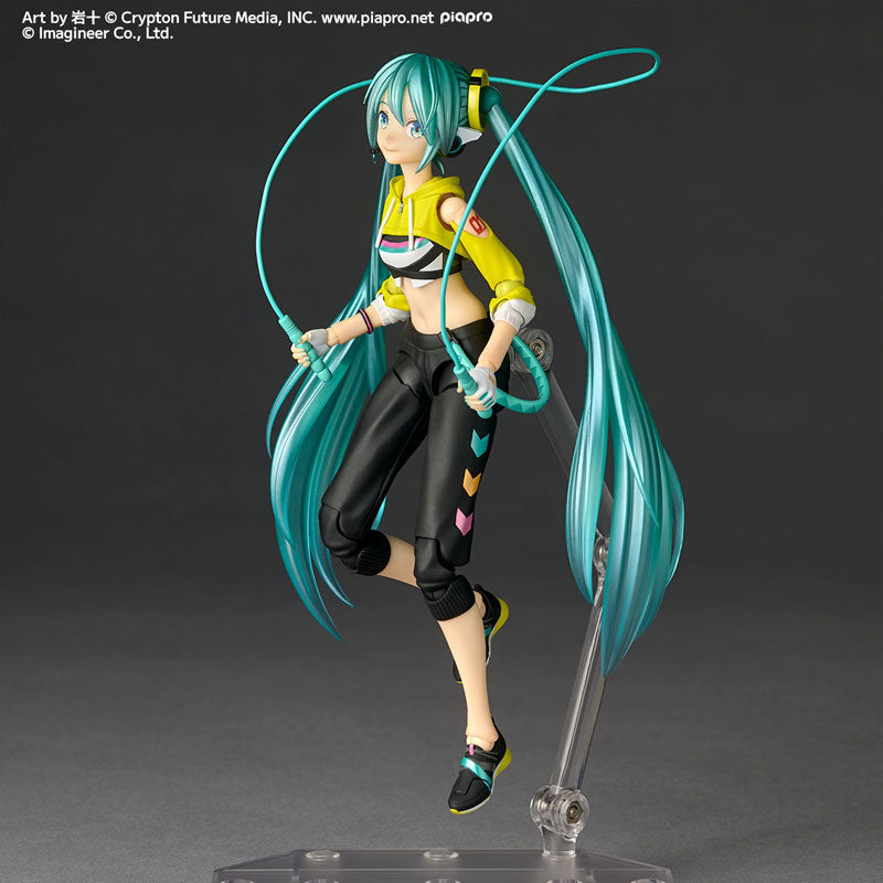 Revoltech Amazing Yamaguchi Hatsune Miku Fit Boxing Ver.
