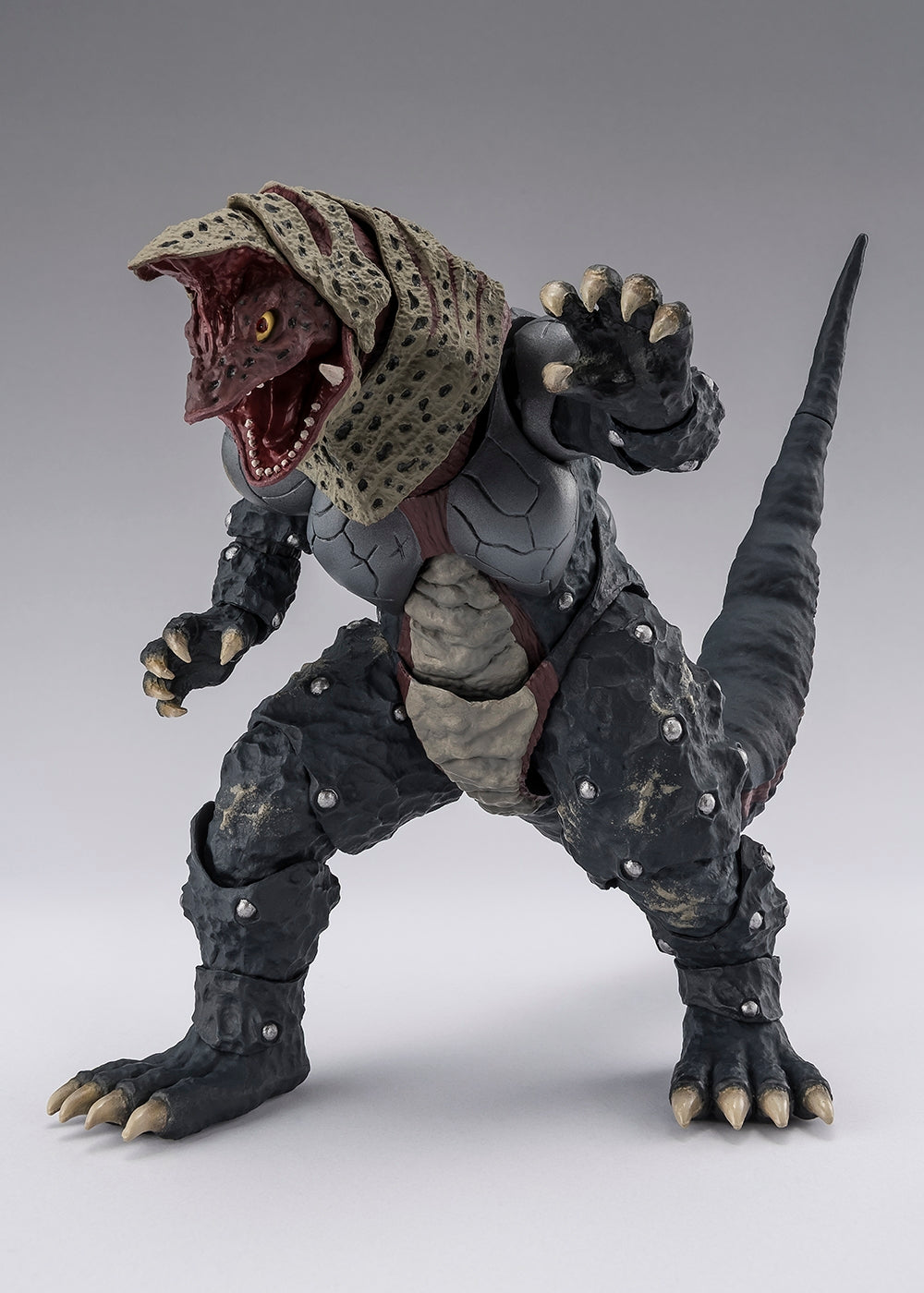 S.H.Figuarts Golza 30th Anniversary Edition