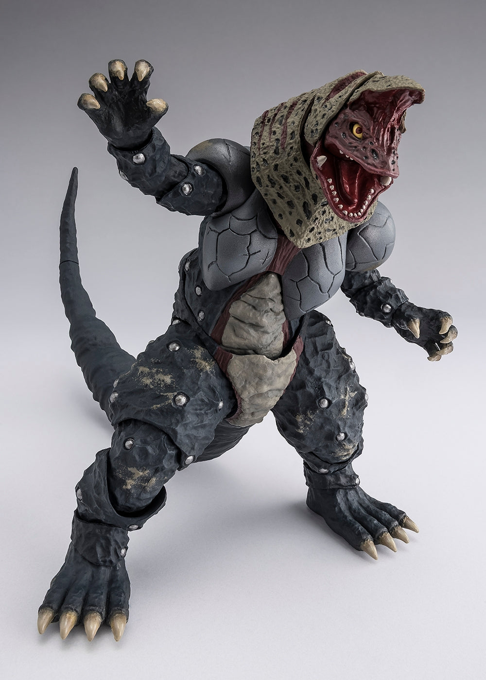 S.H.Figuarts Golza 30th Anniversary Edition