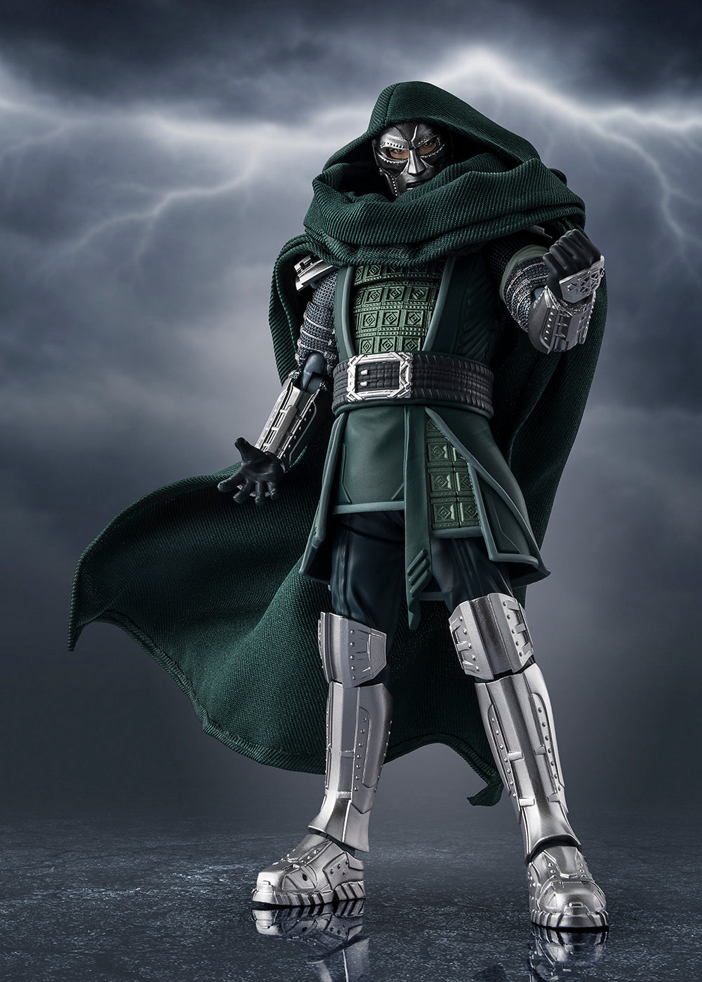 S.H.Figuarts Doctor Doom (Avengers: Doomsday)