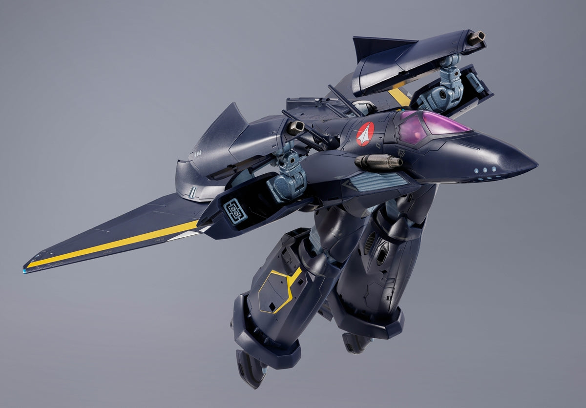DX Chogokin VF-17S Nightmare Stealth Valkyrie (Gamlin Kizaki Use)