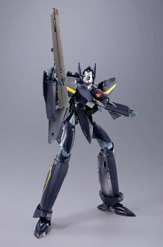 DX Chogokin VF-17S Nightmare Stealth Valkyrie (Gamlin Kizaki Use)